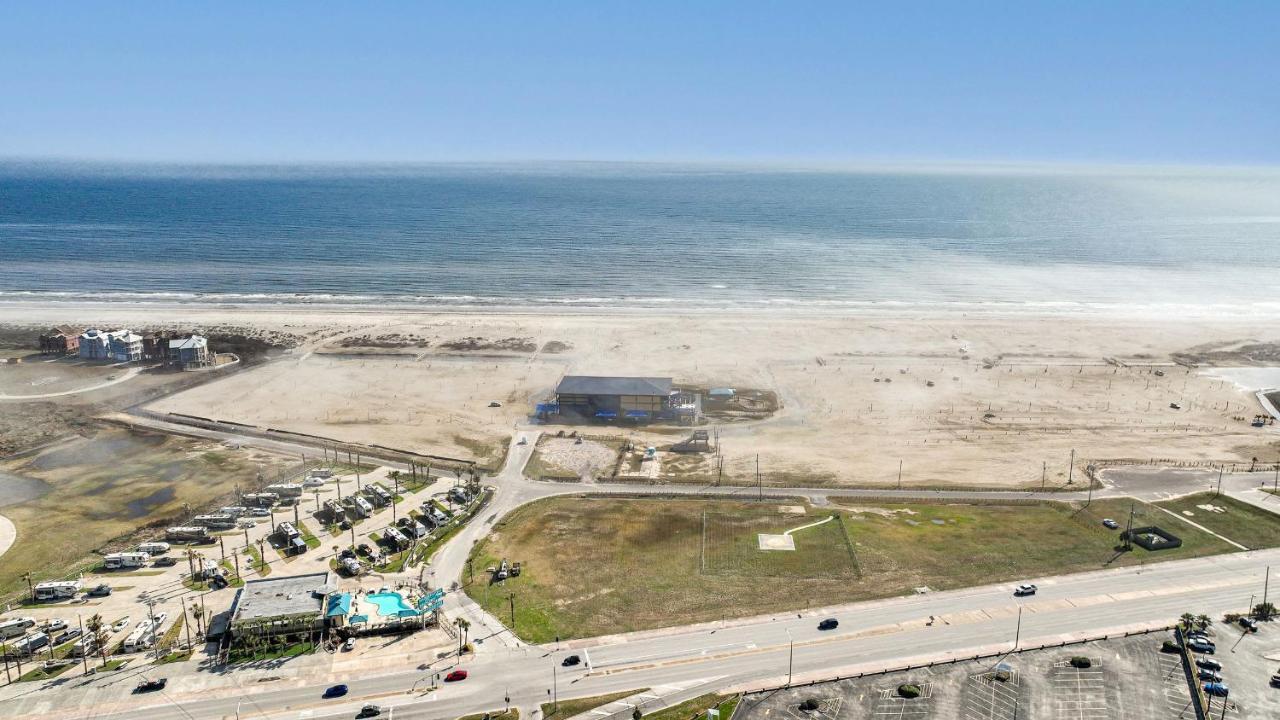 Tropical Springs Studio Apartment Two Queen Beds Galveston Ngoại thất bức ảnh